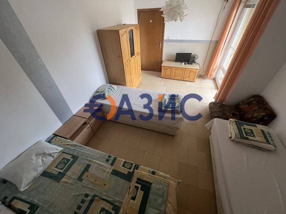 # 33791254 Тристаен апартамент в обикновена къща, Слънчев Бряг