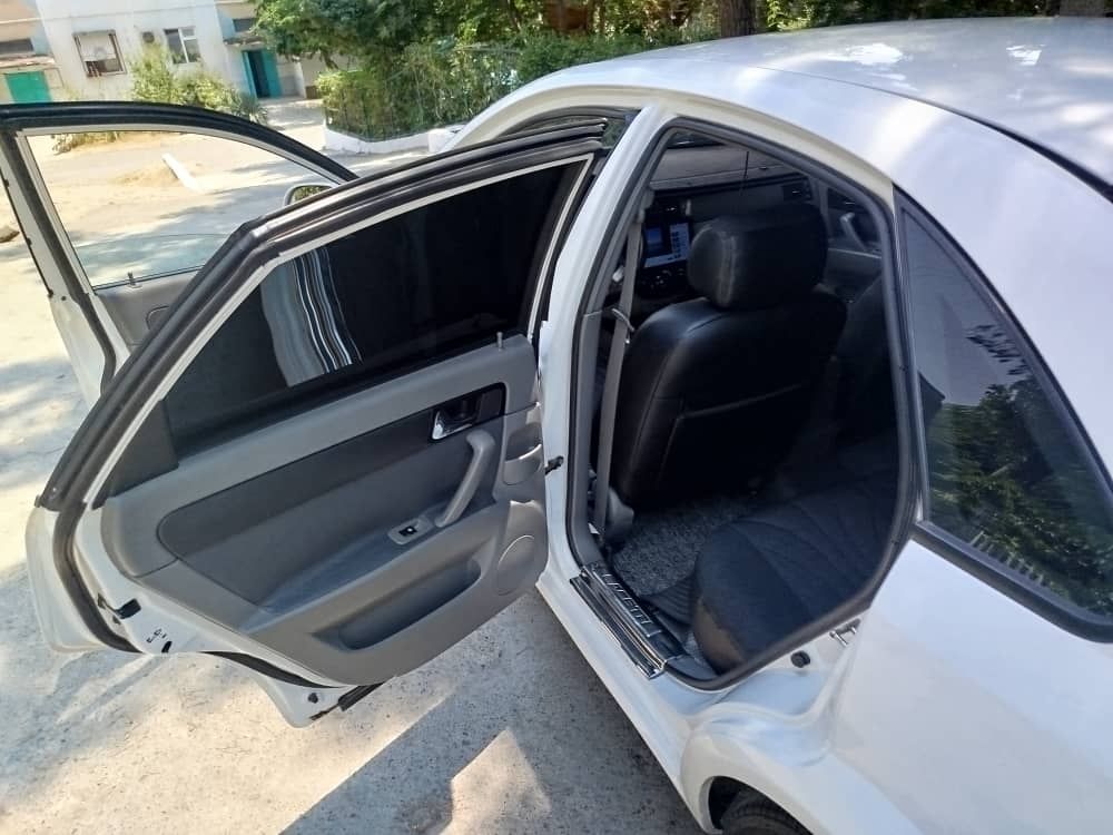 Продаётся автомобиль,,LACCETI,,