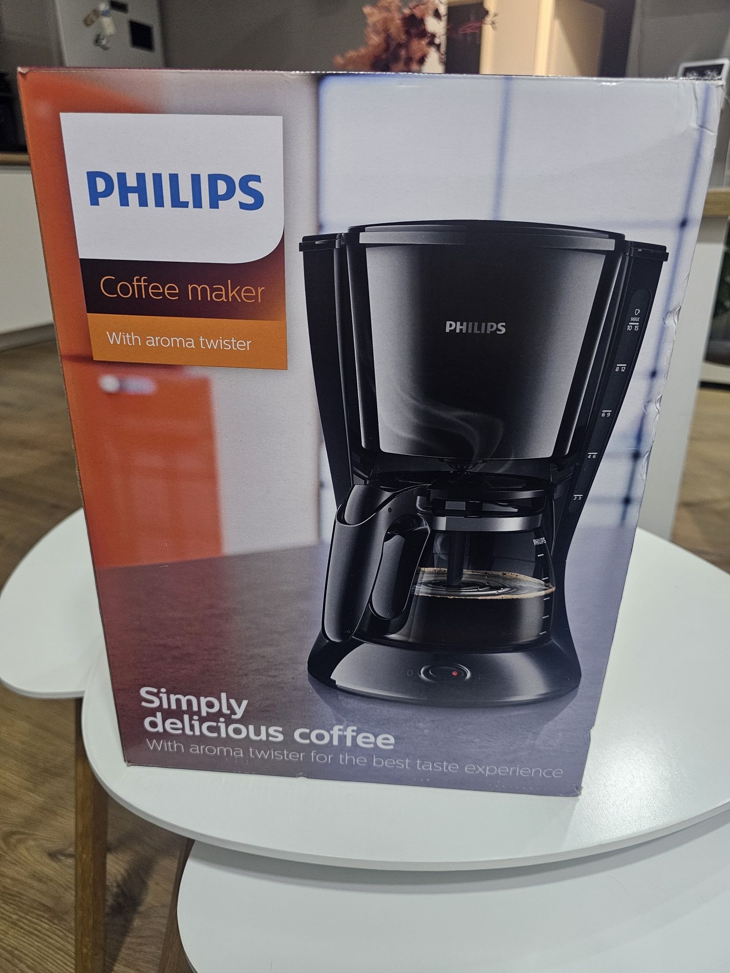 Vand Cafetiera PHILIPS Daily Collection HD7461