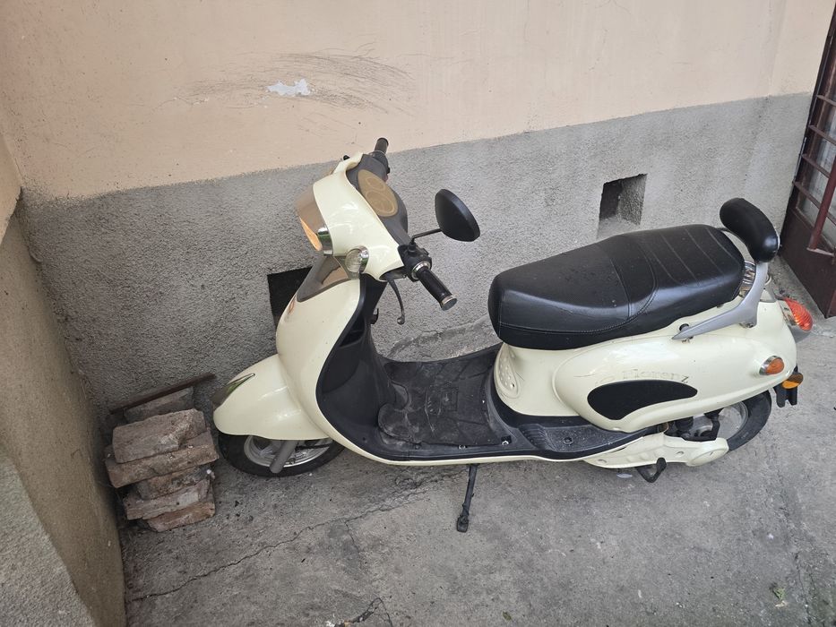 Scuter electric io florenz fabricat Austria stare fff bună sau schimb