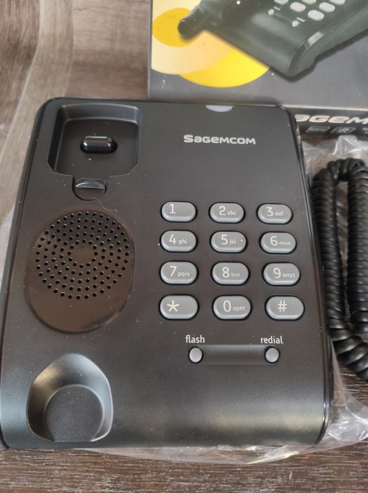 Стационарен телефон