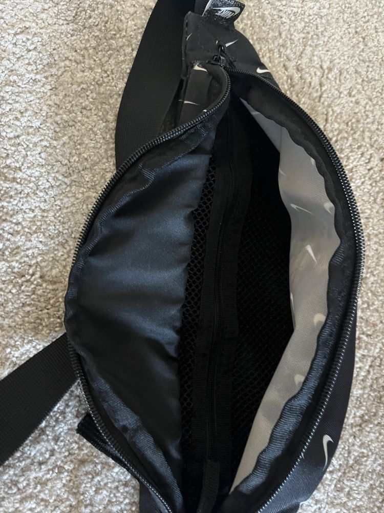 Nike оригинална чанта