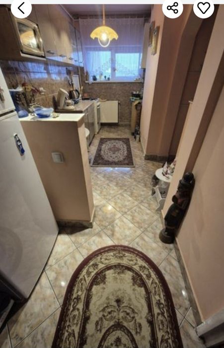 Vand apartament 2 camere confort 1 sporit,etaj intermediar,Piata Garii