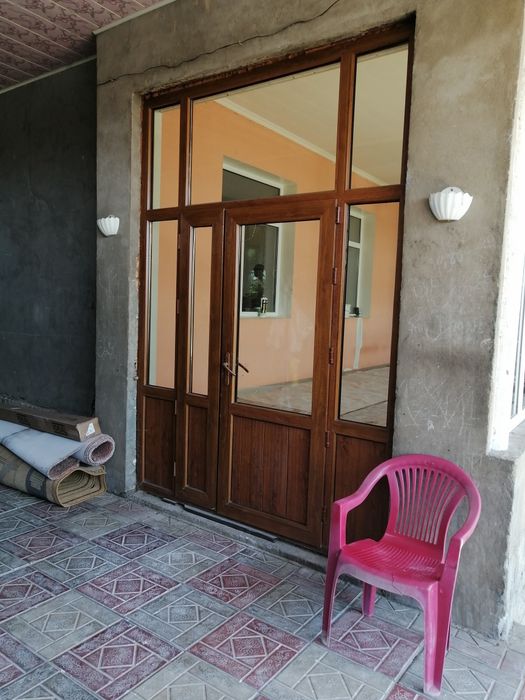 Пластиковые двери