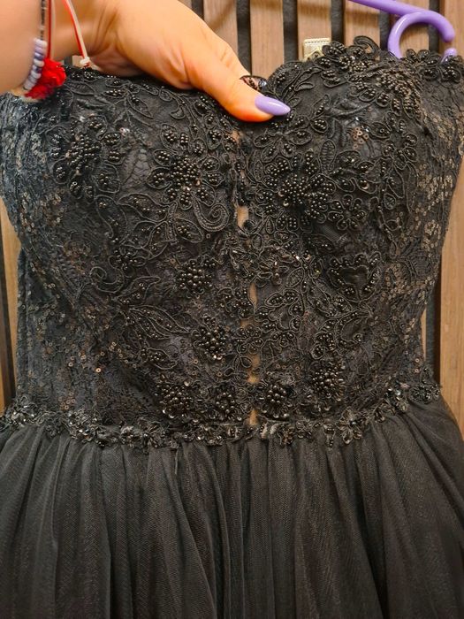 Бална рокля дълга в черен цвят