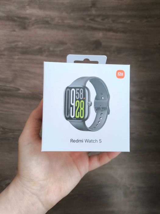 Продам часы Redmi Watch 5 новые