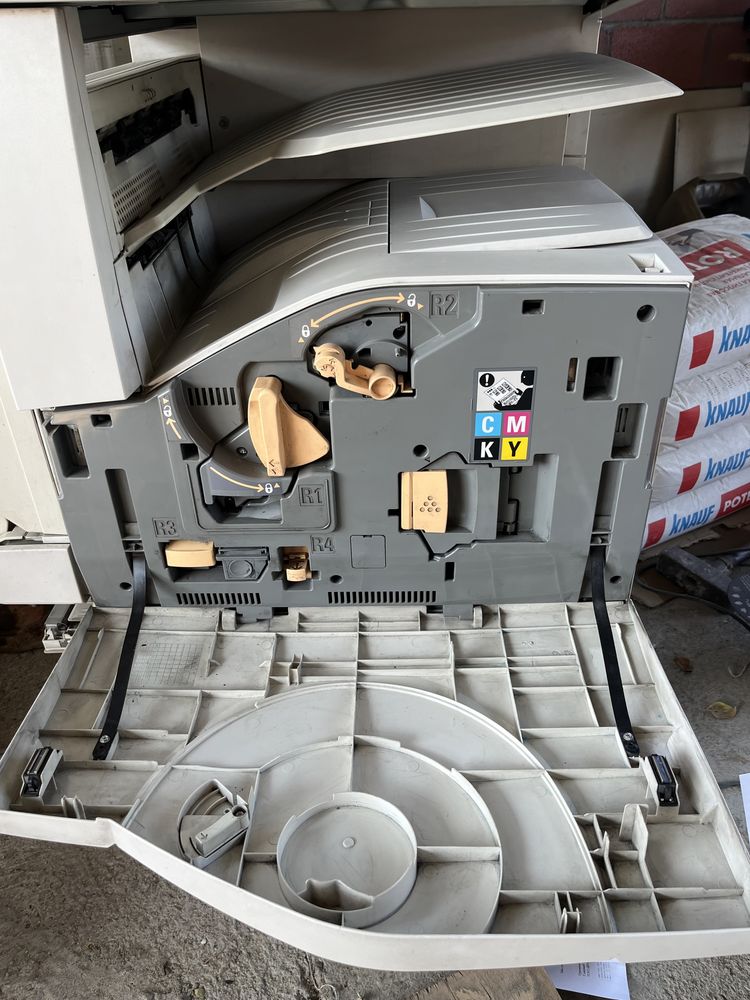 Цветной многофункциональный принтер Xerox Workcentre 7232