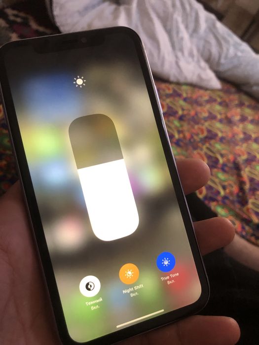 Iphone 11 ekran almashga dovsh kutarotga ishlamed opshi 700 xarajat bo