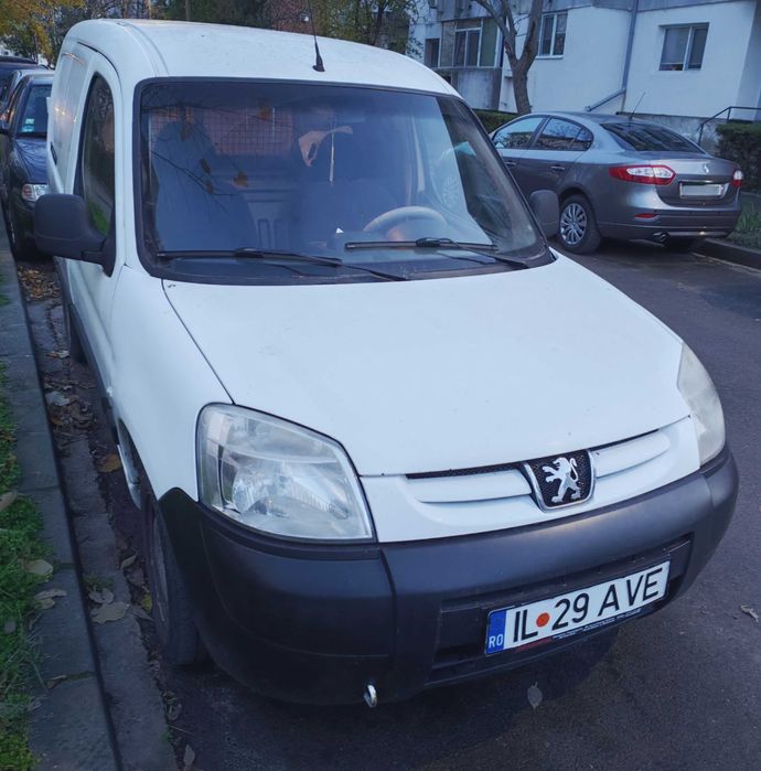 Vând Peugeot partener 2011