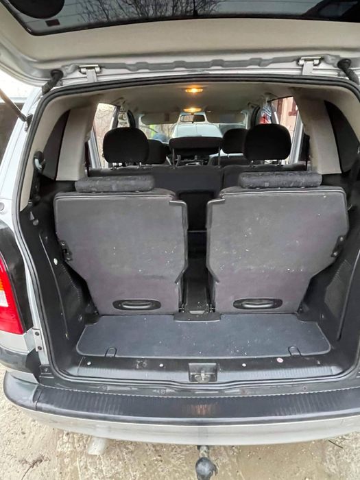 Ope Zafira 1.6 benzină