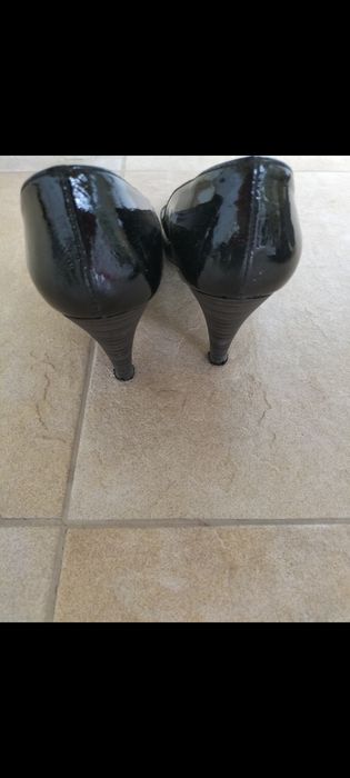 Pantofi damă mărime 39, piele lăcuită