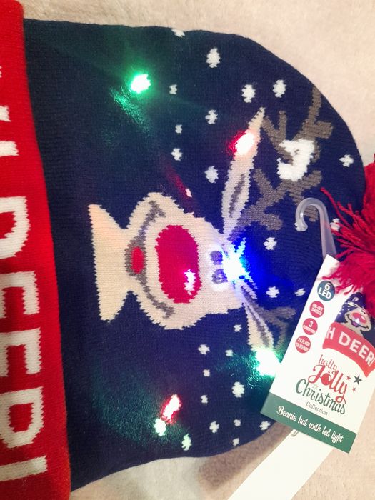 2 Caciuli cu LED pentru Craciun/iarna