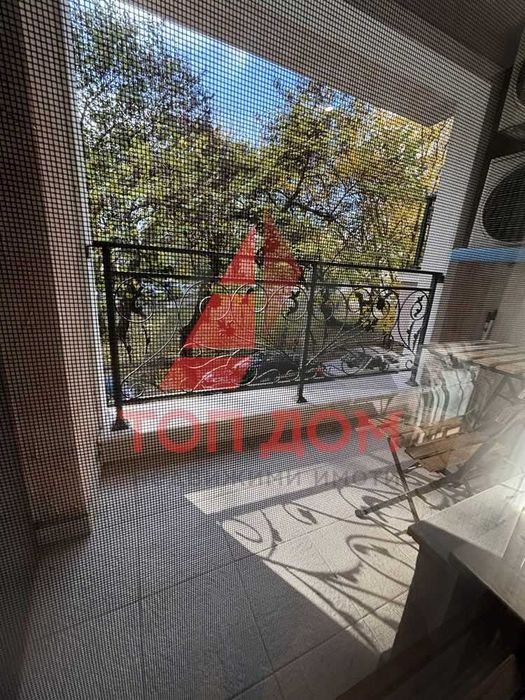 Дава се под наем Тристаен апартамент в Варна, Червен площад - 100 кв.м за 1200 € - Снимка #7