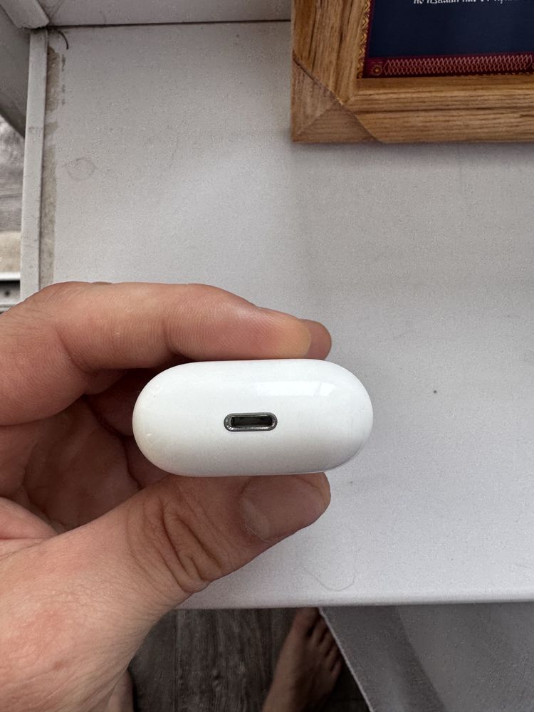 Наушинки Airpods