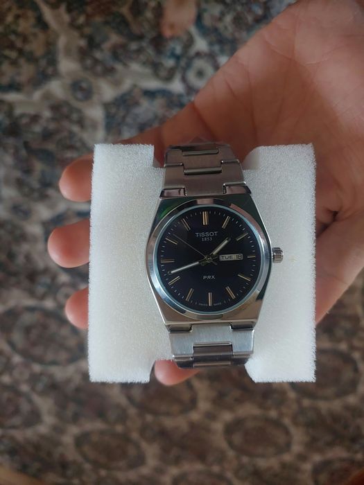 Tissot PRX yangi soat sotiladi arzonga