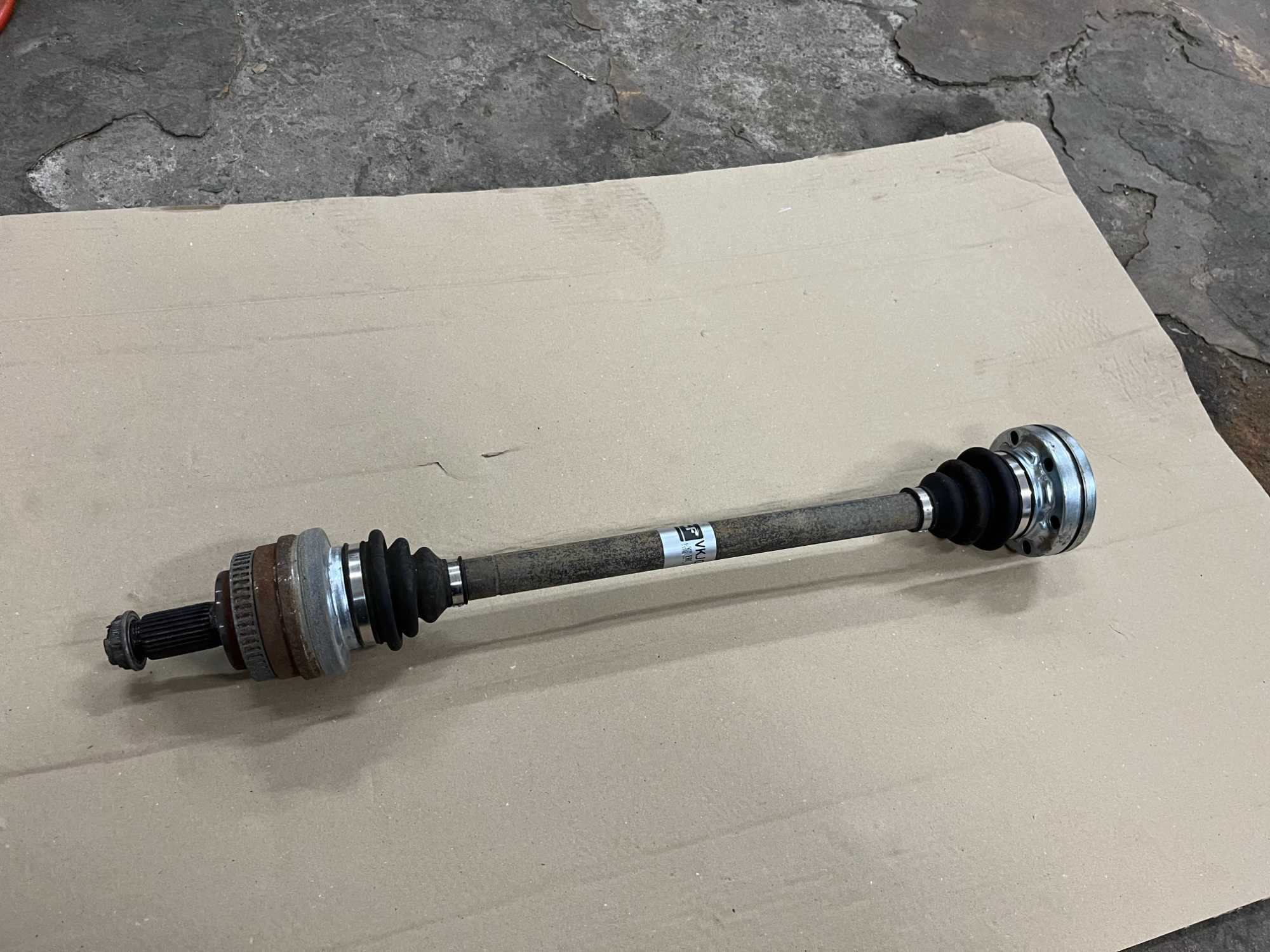 Полуоски за BMW E46 320d (150 коня)