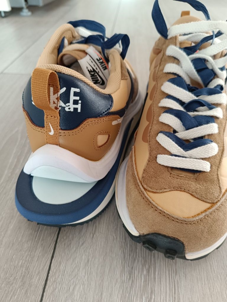 Nike sacai  nepurtati