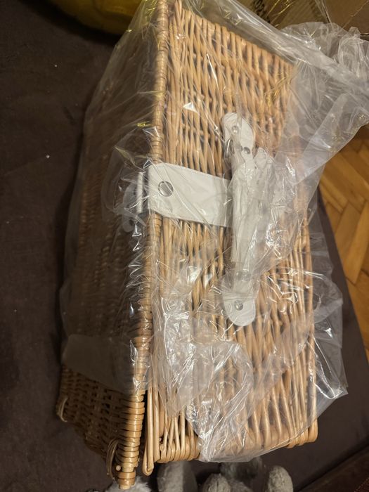 Cos picnic 2 persoane cu accesorii IDEAL PENTRU CADOU