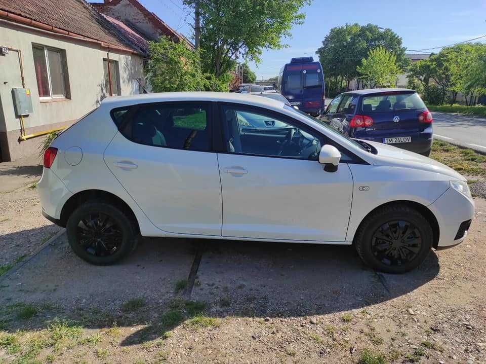 seat ibiza style 1,4 16v benzina 2010