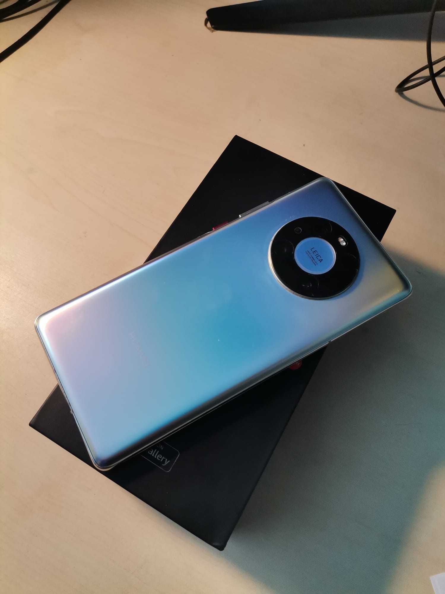 Huawei mate 40 pro mystic silver