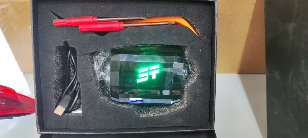 Crystal gear lever handle