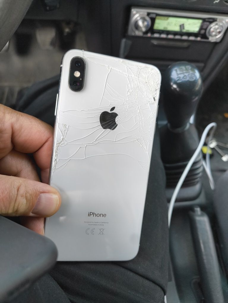 iPhone xs max 256gb 290лв