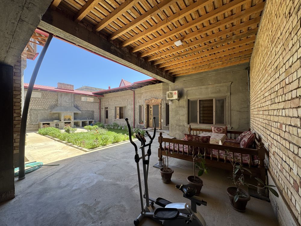 5 sotix uy sotilmoqda, narxi $185.000
