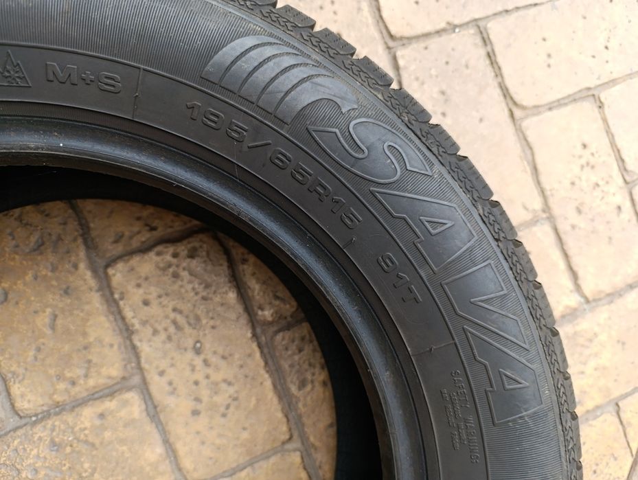 Зимни гуми Sava 195/65/15-8мм.