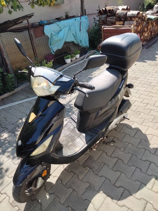 De vânzare scuter 49cb înmatriculat