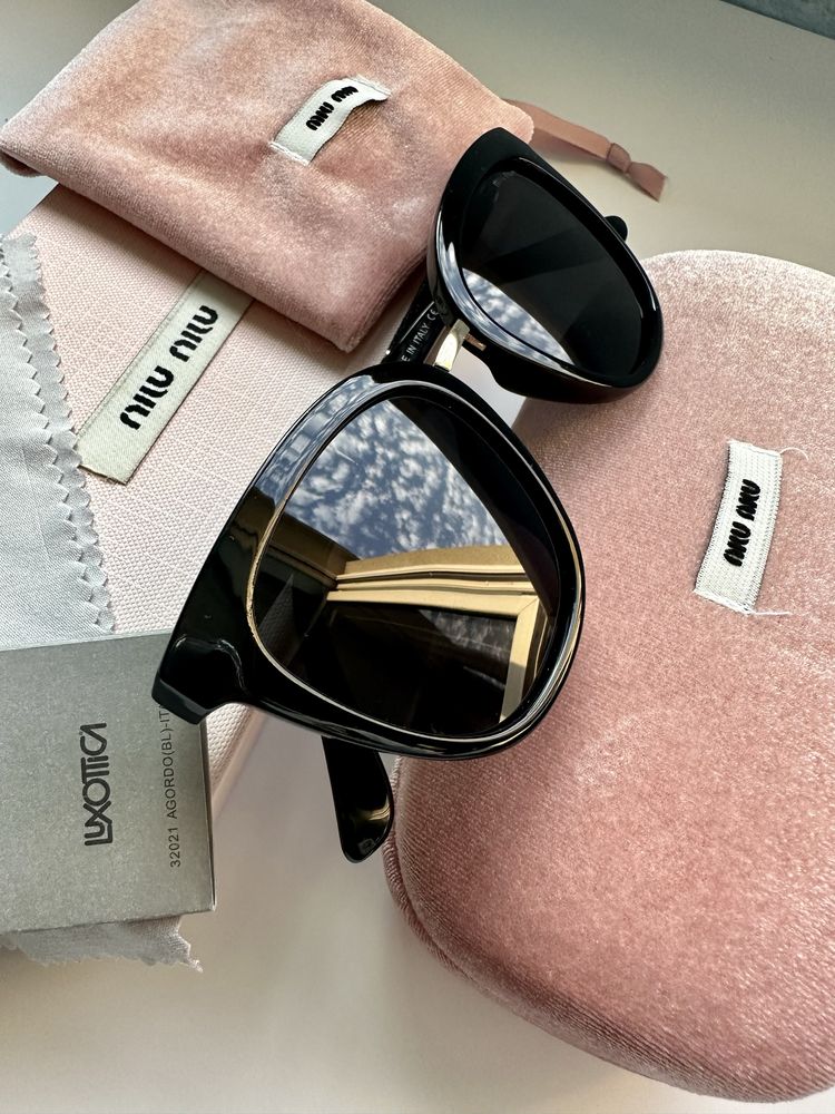 Слънчеви очила Miu Miu