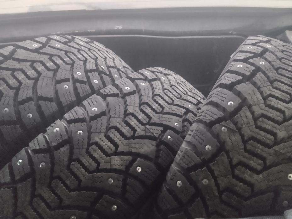 Продам шины новые