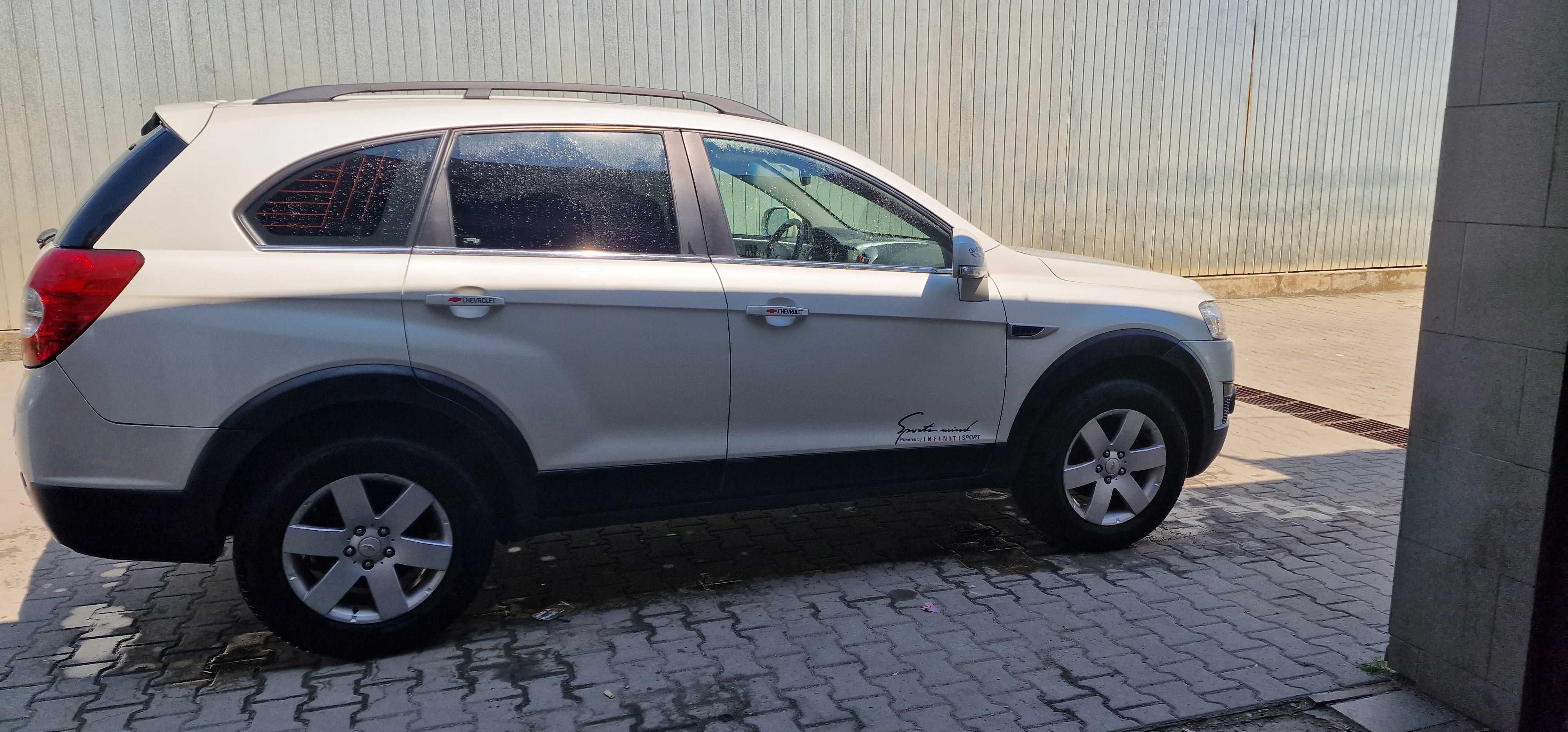 Vând urgent  chevrolet captiva