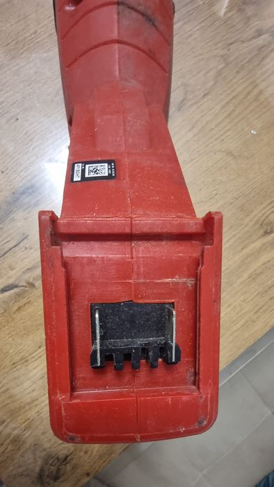 Саблен трион Einhell 18v за части