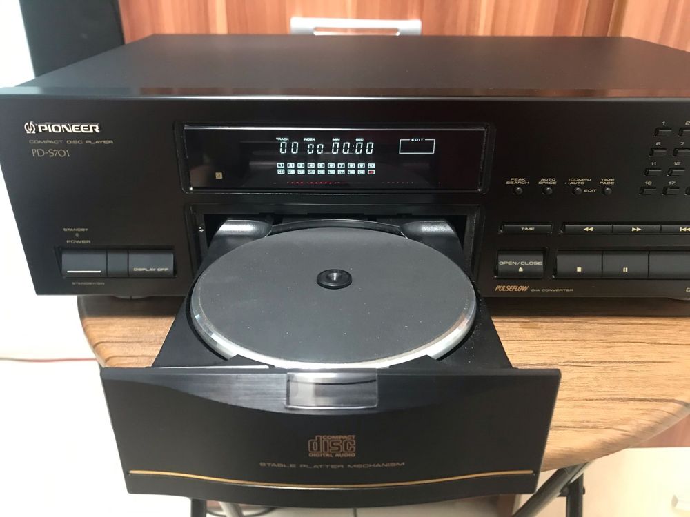 Pioneer PD-S701 Compact Disc Player