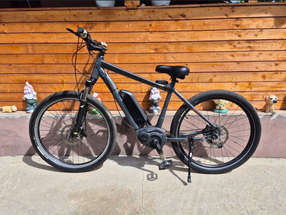 Bicicletă electrică echipată cu motor Bosch