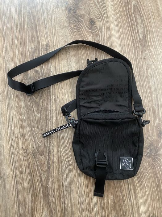 Чанта Armani Exchange