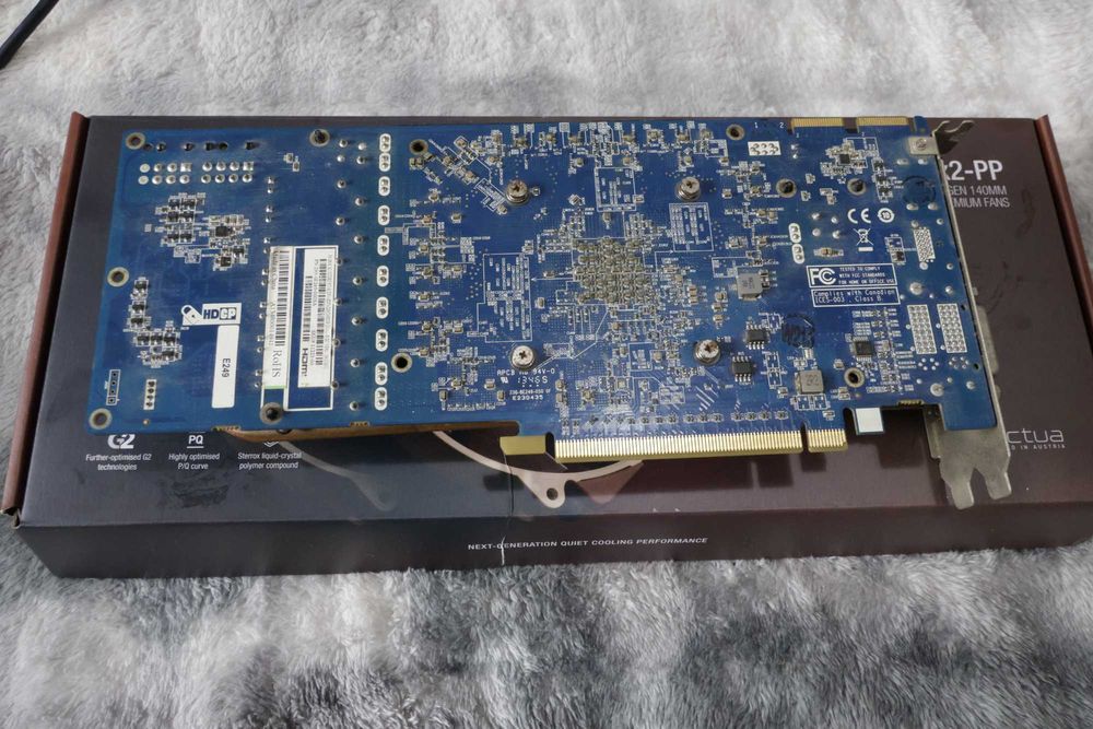 AMD Radeon Sapphire Dual-X R9 280X 3GB OC - DEFECT