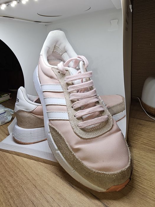 Дамски маратонки Adidas розови