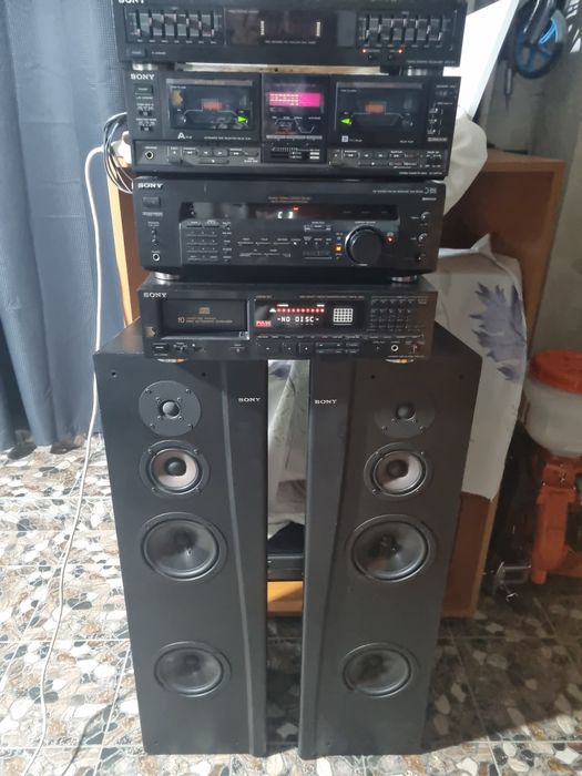 Linie audio Sony cu boxe