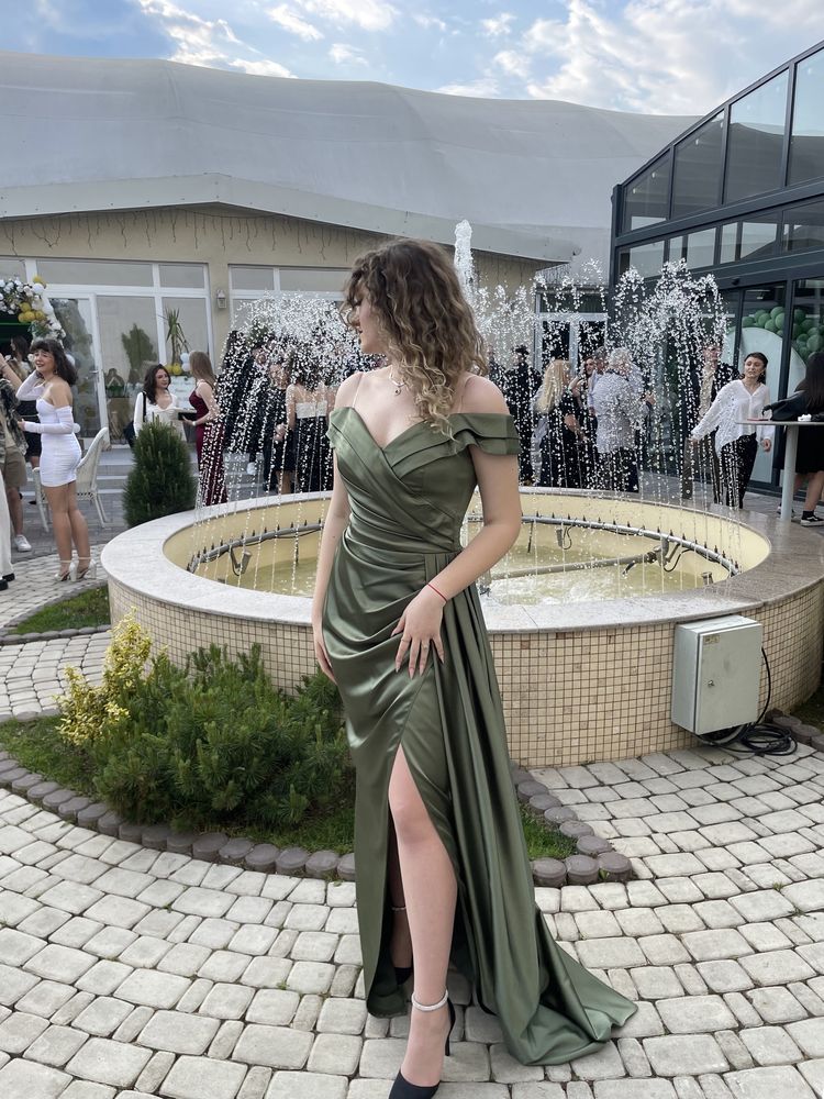 Rochie evenimente verde Olive din satin
