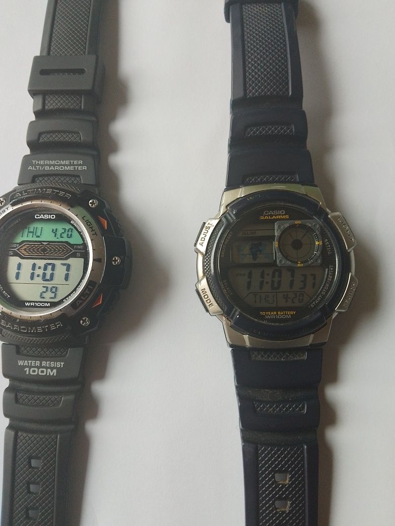 Часовници Casio   два бр