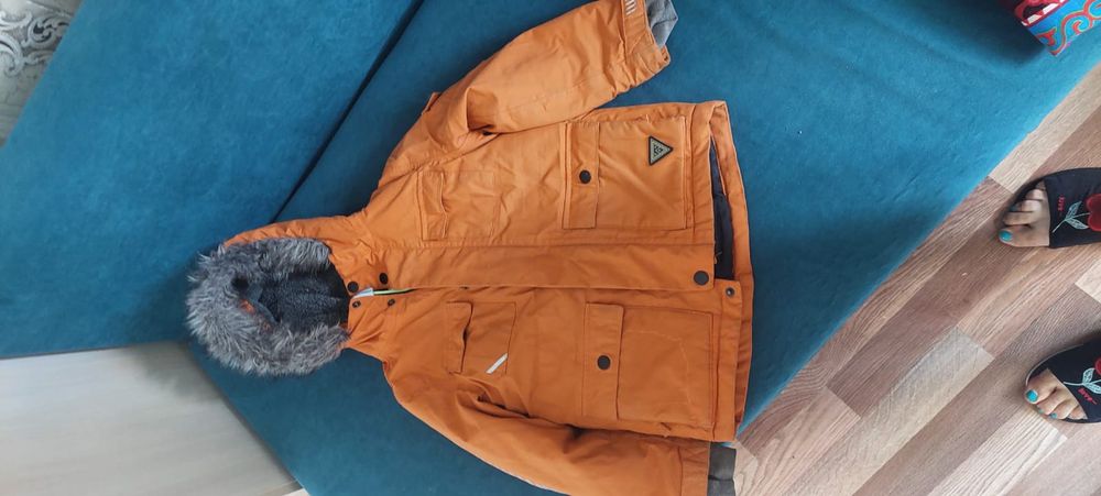 Кофты на мальчика в отличном состоянии