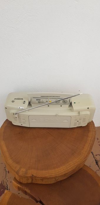 Radio casetofon Sony CFS 208L
