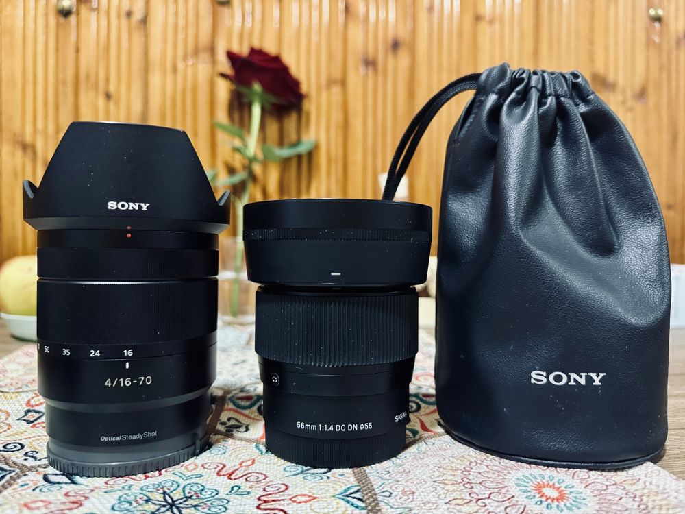 Sony a6300 + Sony 16-70 f4 + Sigma 56 f1.4