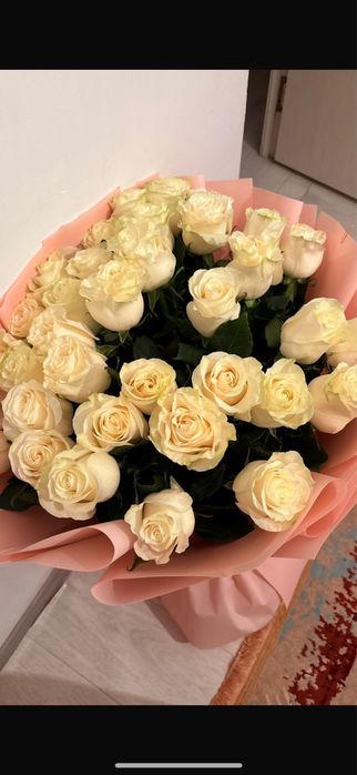 Букет от Cvetkoff очень свежый и нежный букет.