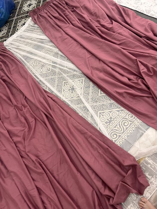 штор розовый