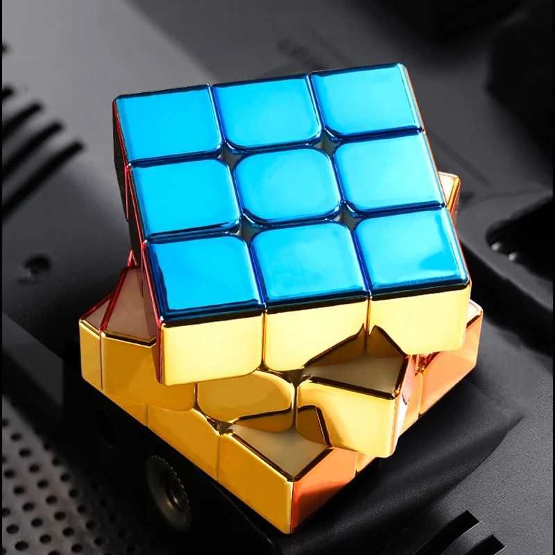 Cub Rubik profesinist. Stand inclus. Metalizat. Stickerless. Speed.