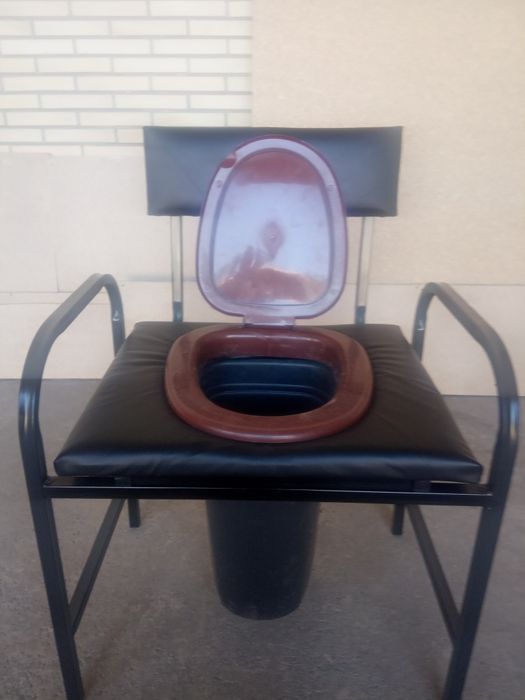 Stol garshok yangi bakuvat. Udobni