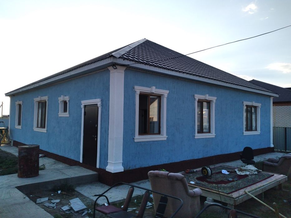 Махамбет ауданында жаңадан салынып біткен уй, дом