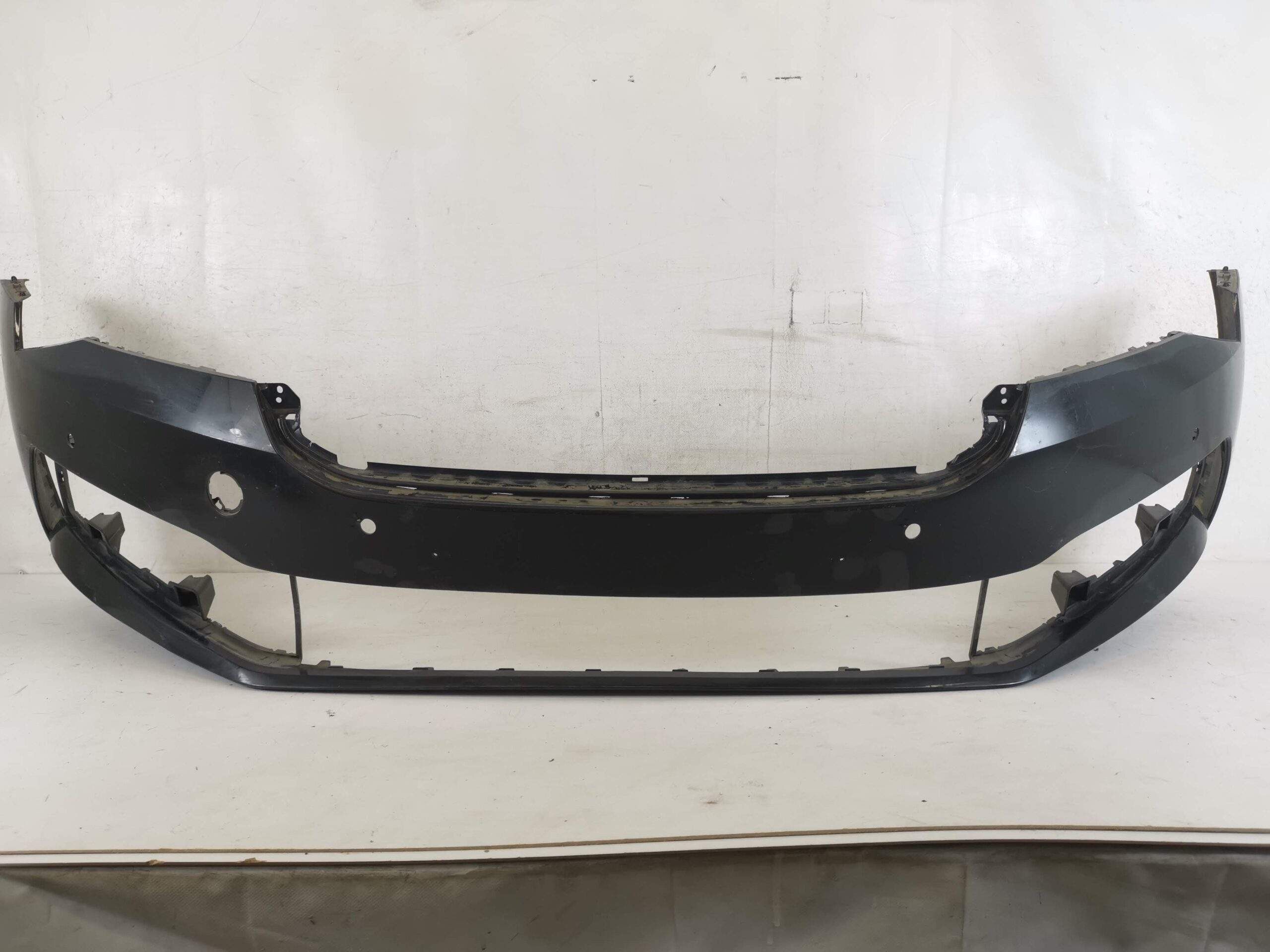 Предна броня Шкода Суперб 3 / Skoda Superb 3 [фейслифт] [ - ] Оригинал